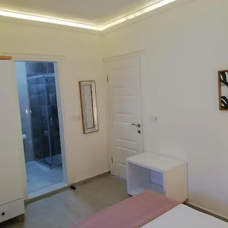 Mazi'da Denize Yakin Feriehus Mugla